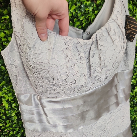 Silver Sleeveless Scoop Neck Bodycon Mini Dress Size 10 - Picture 4 of 14